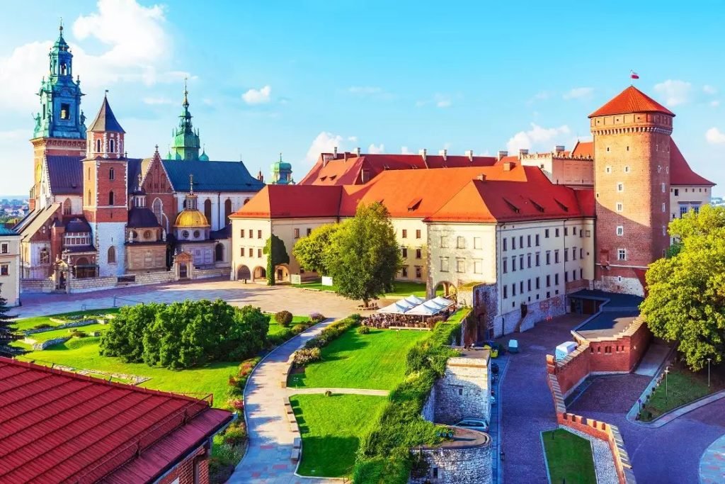 wawel-castle-guided-tour-wawel-opening-hours